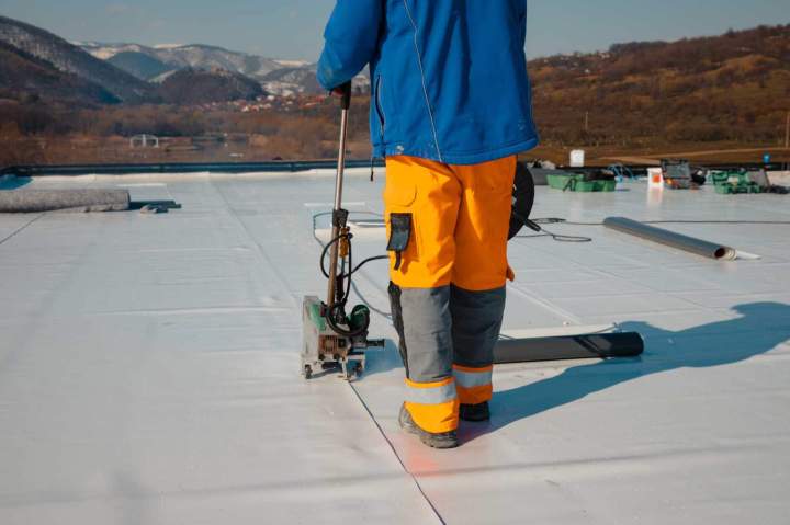 Whitby’s Trusted Experts in Durable, Weather-Tight Flat Roofing Systems.